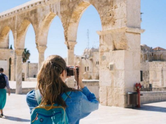 Līdz 16. maijam 18 gadīgi jaunieši var pieteikties bezmaksas ceļojumiem pa Eiropu