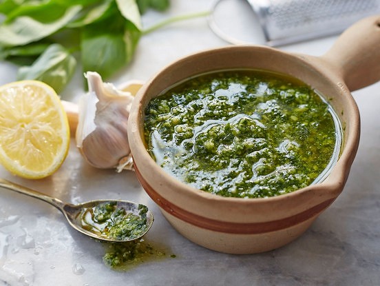 Klasiskā pesto mērce