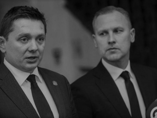 Aldis Gobzems aicina visus lūgt Dievu par Artusa Kaimiņa veselību