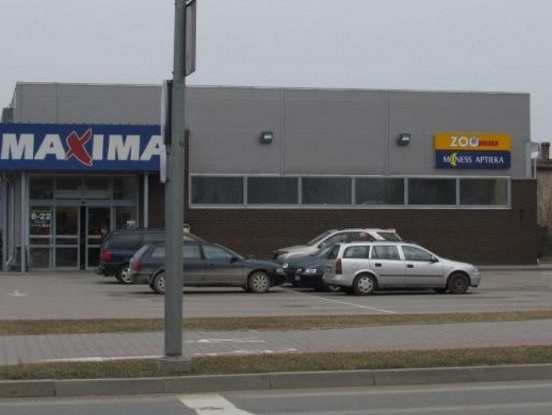 Sieviete piedzīvo neaizmirstamu situāciju “Maximas” stāvlaukumā: “Es iekāpu mašīnā un sāku raudāt…”