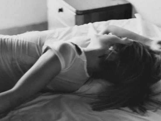 12 nenoliedzamas pazīmes, ka jūs dzīvojiet kā laimīgs vientuļnieks