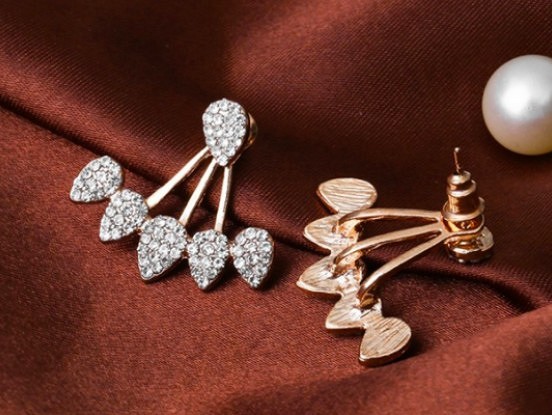 5 iemesli, kāpēc nēsāt kopā zeltu un sudrabu ir bīstami