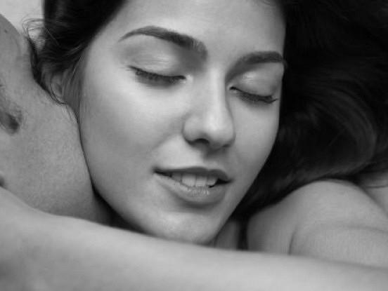 Seksuāla tuvība uzmundrina garastāvokli, nostiprina saikni un piešķir dzīvei nozīmi